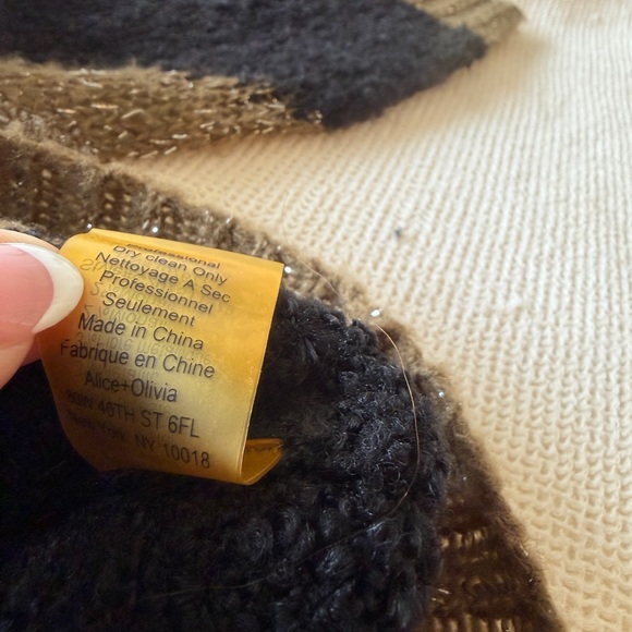 Alice + Olivia Black and Brown Sweater - Picture 6 of 6